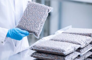 Private label manufacturing packaging bulk food products in sealed bags for distributio